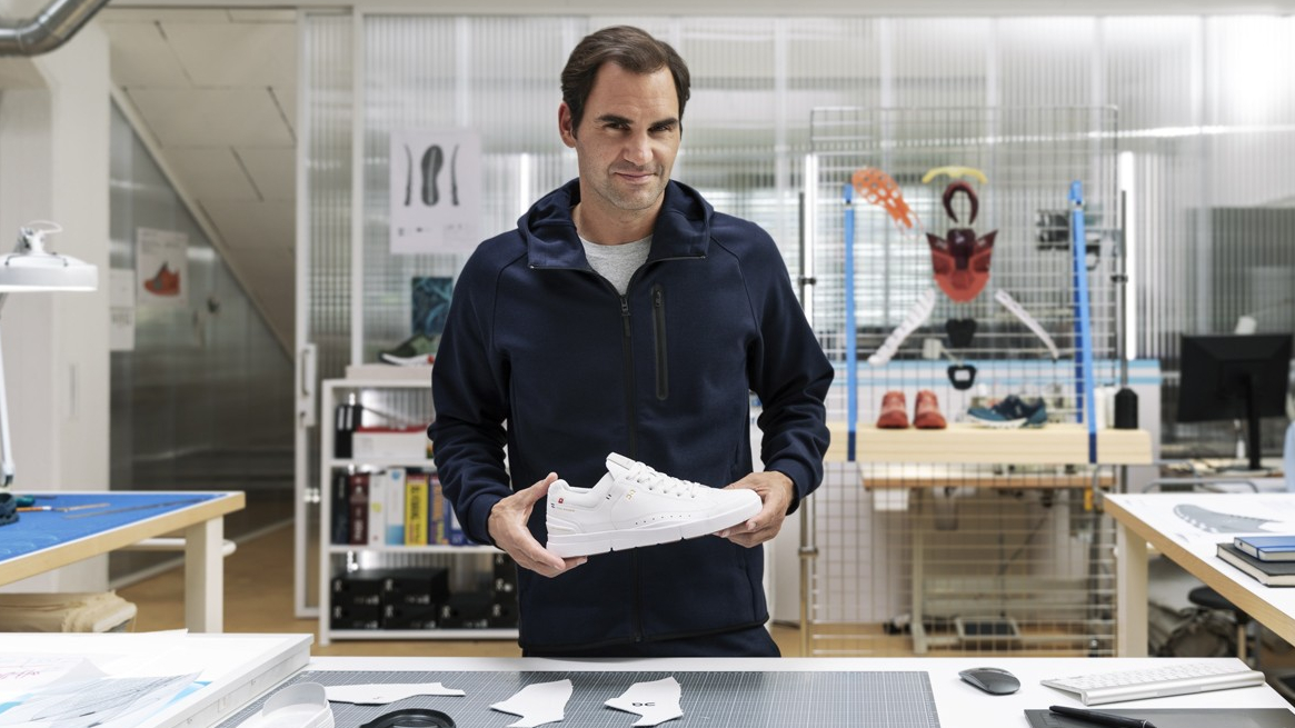 Toepassing Viskeus misdrijf Roger Federer lanceert zijn eerste On-sneakers in de stijl die je verwacht