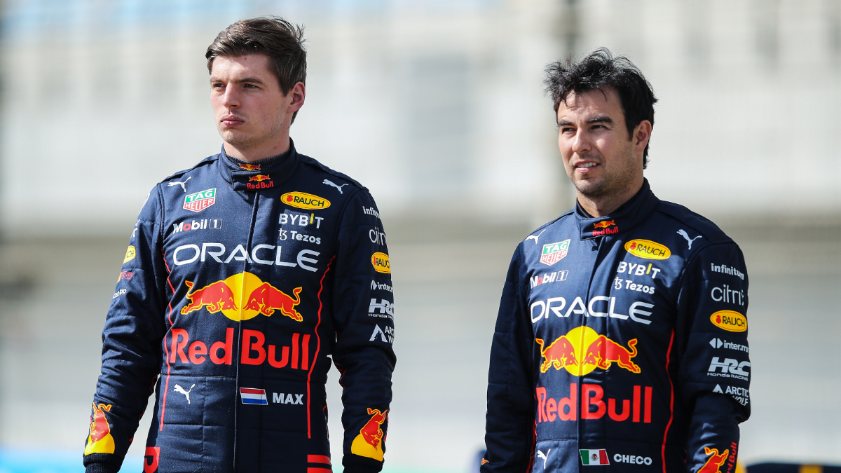 oppervlakte George Bernard Hulpeloosheid Verstappen vs. Perez: hoe Red Bull nieuw Baku-drama in de hand werkt